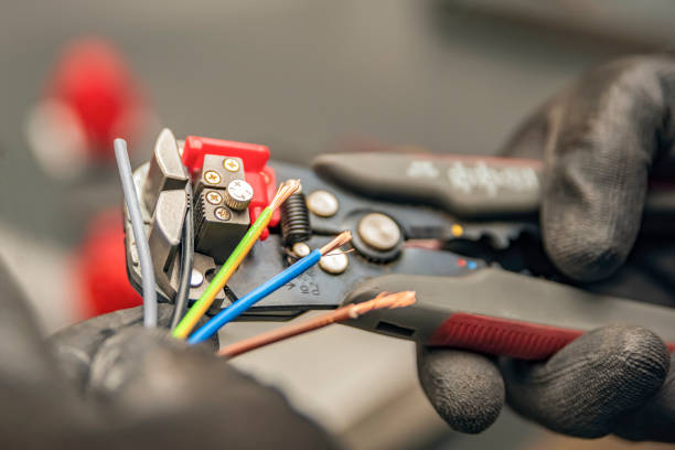 Best Licensed Electrician  in Massanutten, VA